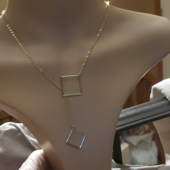 Style change chocker drop to a regular necklace - Picture 1 of 6